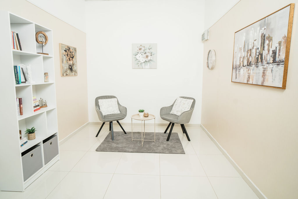 Спокойна атмосфера в кабинет за психологически консултации